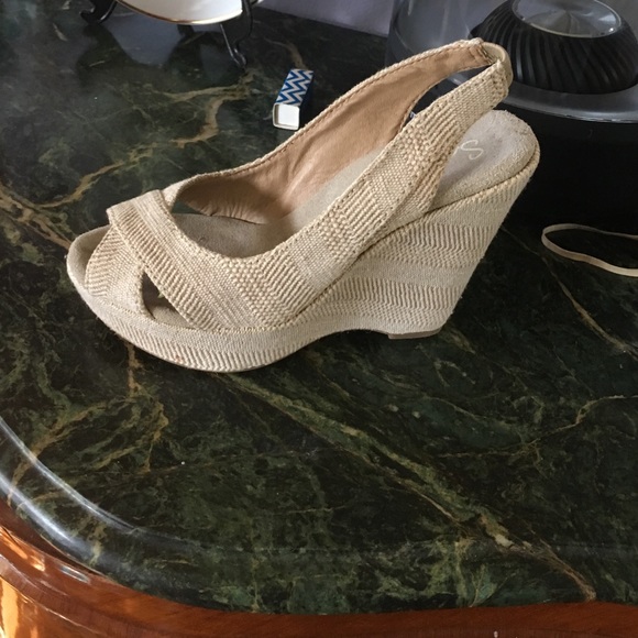 Splendid wedge