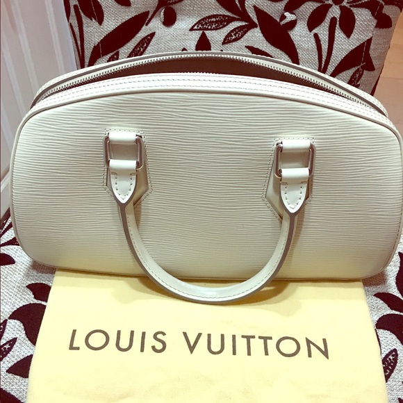 Authentic Louis Vuitton Jasmin Epi ivory SALE