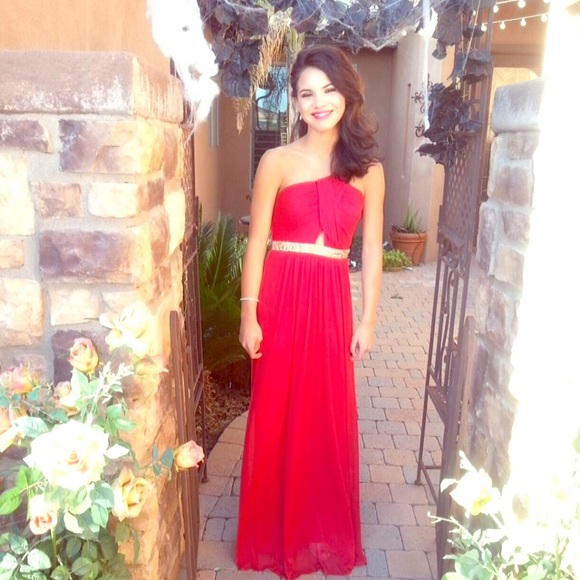 Red prom dress