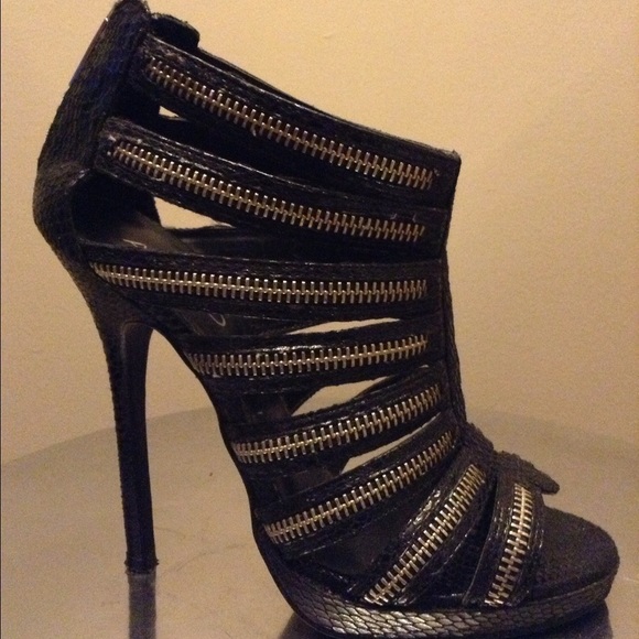 ALDO bolling high heel sandal lightly worn