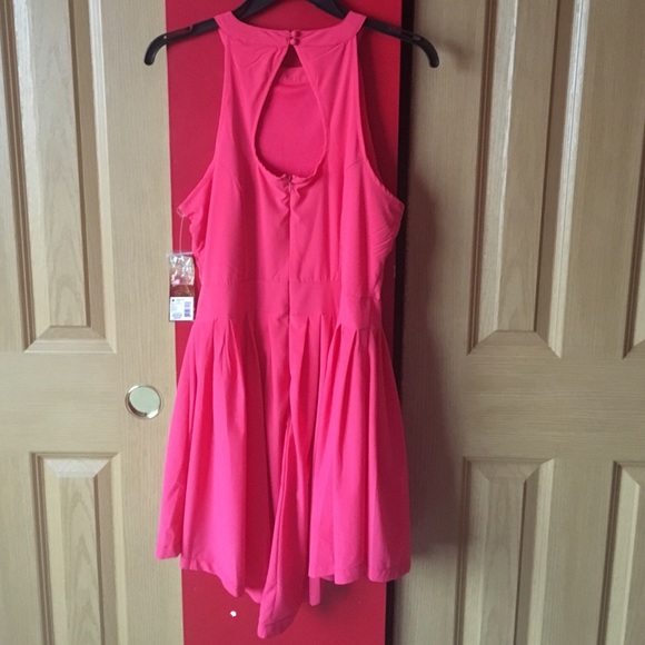 Flash sale ⚡️ Fit & Flare Dress - Picture 2 of 4