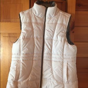 Reversible vest