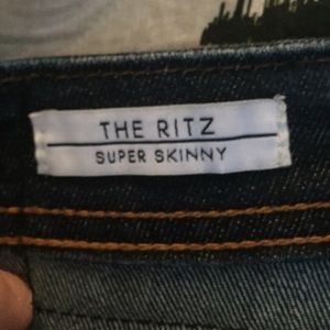 Vigoss Jeans The Rite Super Skinny