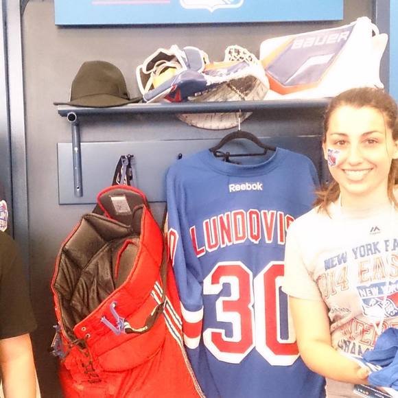 Meet your Posher, Anna