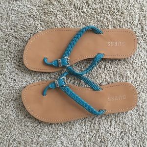 Brand new guess flip flops !
