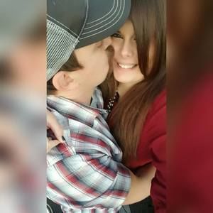 Meet your Posher, Arielle