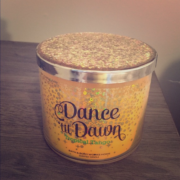 Bath & Body "Dance til Dawn" candle