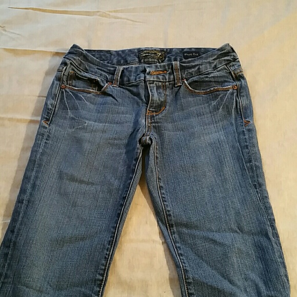 Great pair of stretchy boot cut Seven jeans!