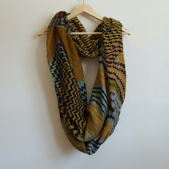 Infinity scarf
