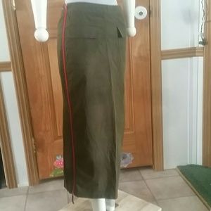 Zip up pencil skirt