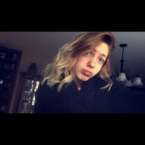 Meet your Posher, Mackensey