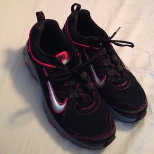 Nike Alvord 9s size 8.5