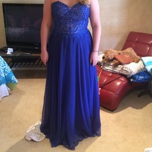 Prom dress, strapless, with pockets!!