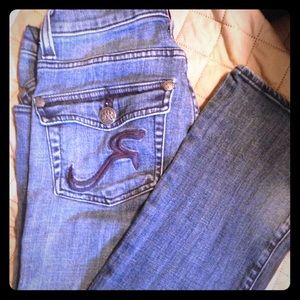 AUTHENTIC ROCK & REPUBLIC JEANS AUTHENTIC ROCK & REPUBLIC JEANS