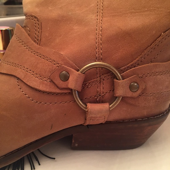 Boots - Picture 2 of 4