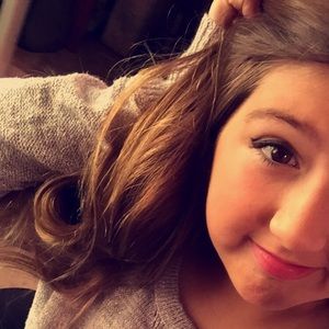 Meet your Posher, Savannah