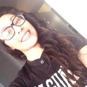 Meet your Posher, Noemi