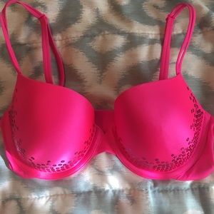 Hot pink Victoria secret bra! 34 D