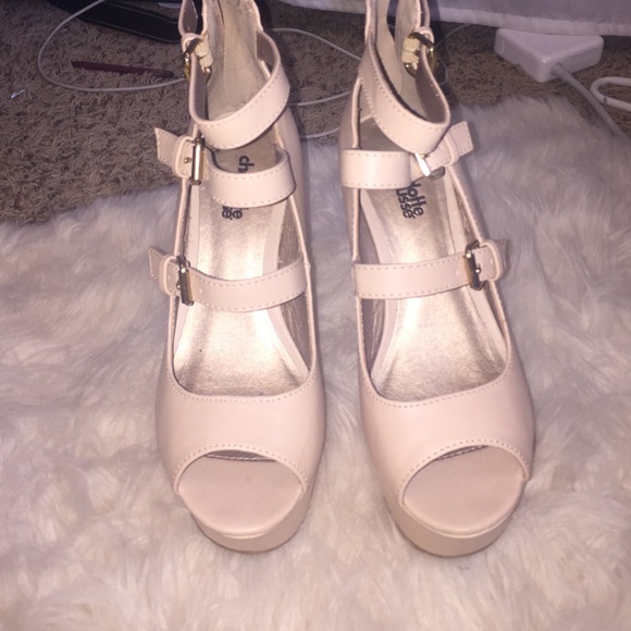 Cream/pinkish colored wedges