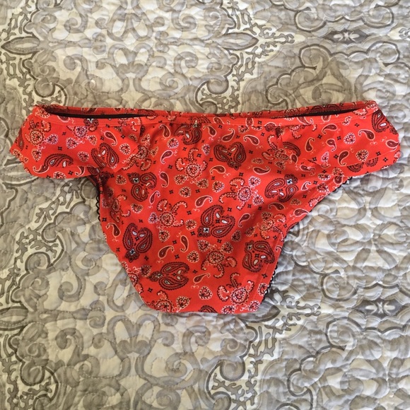 Swimsuit bikini bottoms by Forever 21 - Picture 2 of 3
