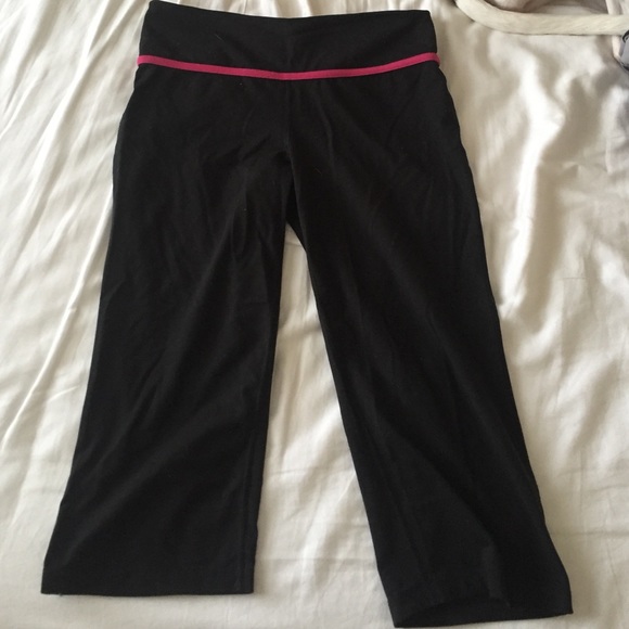 VS sport work out capris