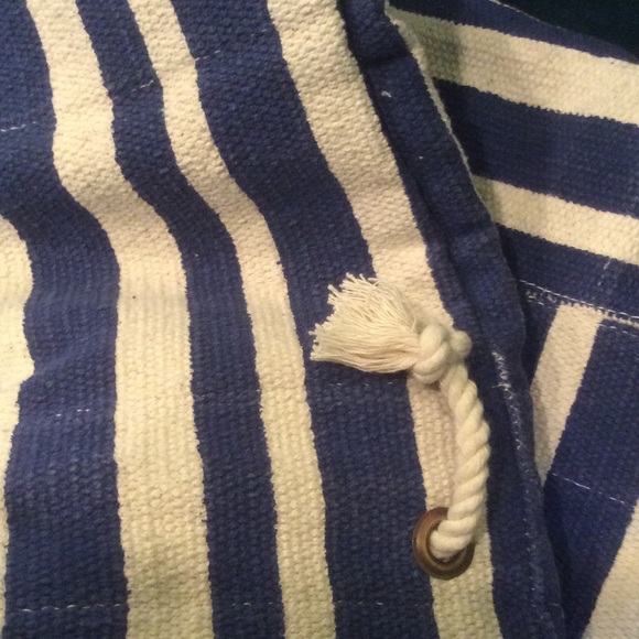 Urban Outfitters Nautical Rope Drawstring Tote Bag - Picture 3 of 4