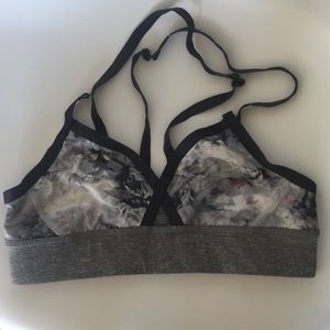 Cutest lulu bra ever :) size 8! Like brand new!
