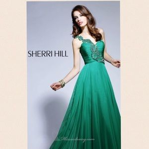 Sherri Hill Prom Evening Dress Emerald green Sz 4