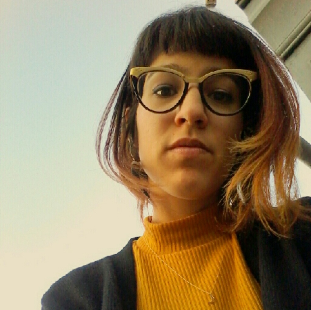 Meet your Posher, Chloe