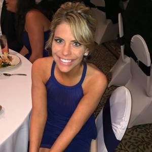 Meet your Posher, Elyse