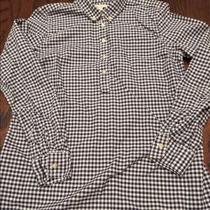 Gap Maternity shirts