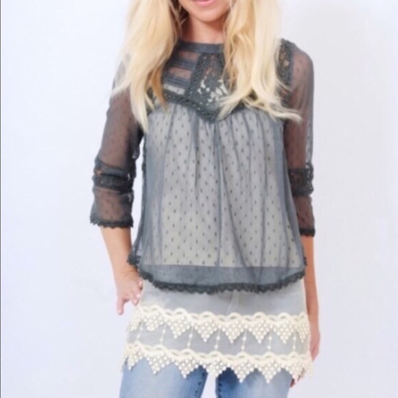 💠NEW💠 MINA lace add some length top -2 colors - Picture 3 of 3