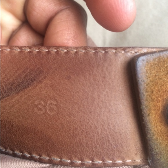 Salvatore Ferragamo leather belt !! Authentic - Picture 3 of 4