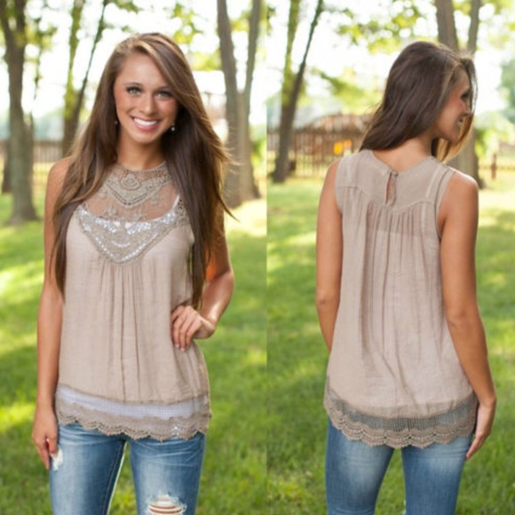 Tops - • Chiffon Blouse •