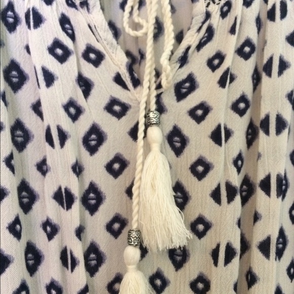 Forever 21 DRESS - Picture 2 of 3