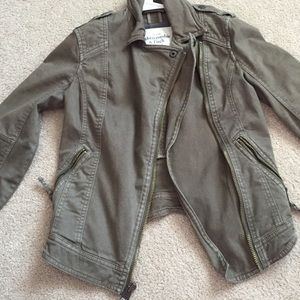 BNWT Womens Abercrombie jacket