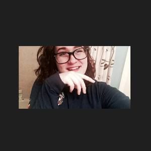 Meet your Posher, Elle