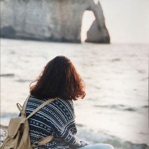 Meet your Posher, Ava