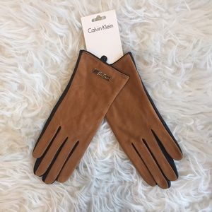 New! Calvin Klein suede and leather gloves