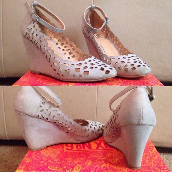 Mix no. 6 cutout wedges