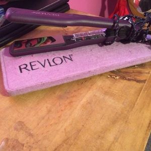 Revlon Straightener
