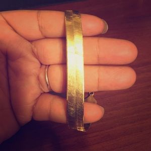 Gold bracelet