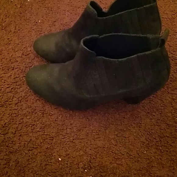 Booties - Picture 2 of 4
