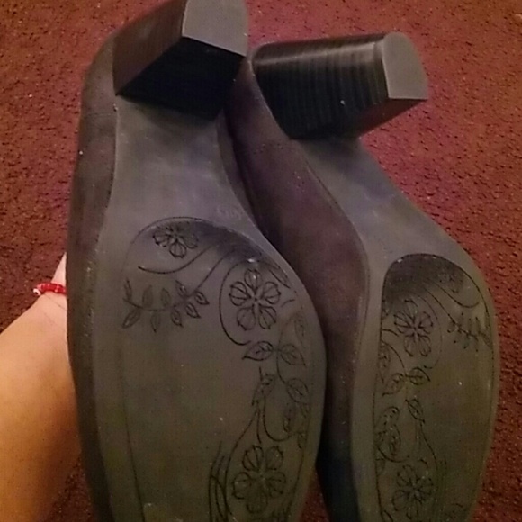 Booties - Picture 3 of 4