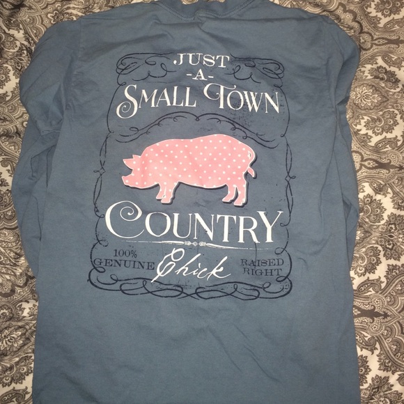 Long sleeve tee shirt