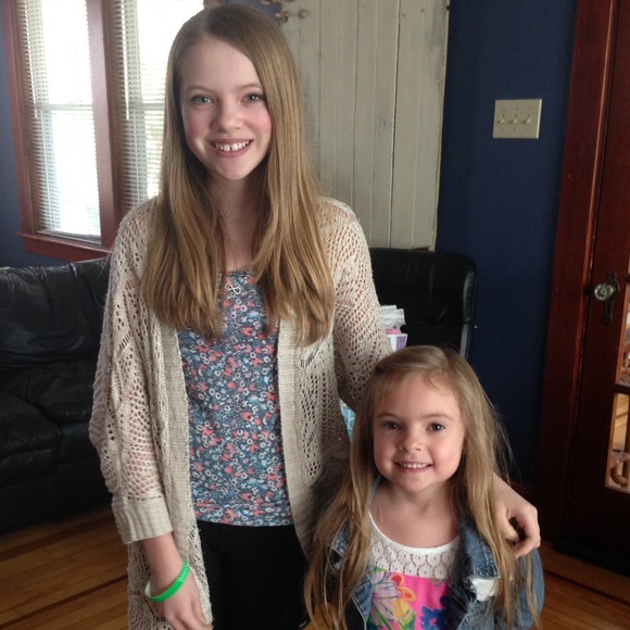 Meet your Posher, Sara - Picture 3 of 3