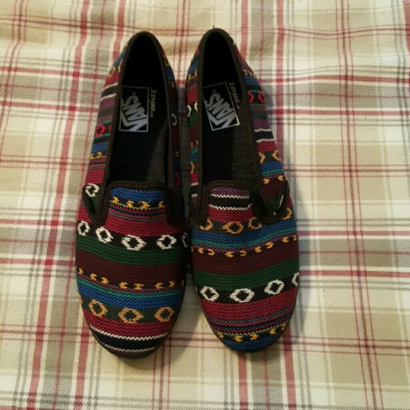 vans tribal slip on