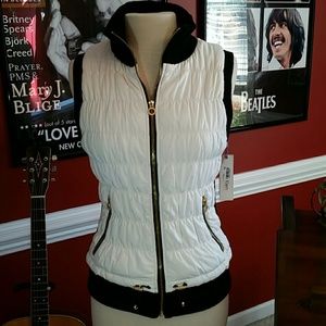 NWT BEAUTIFUL Calvin Kline Puffer Vest