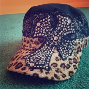Blinged out Buckle Hat never worn!