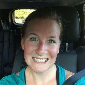 Meet your Posher, Whitney